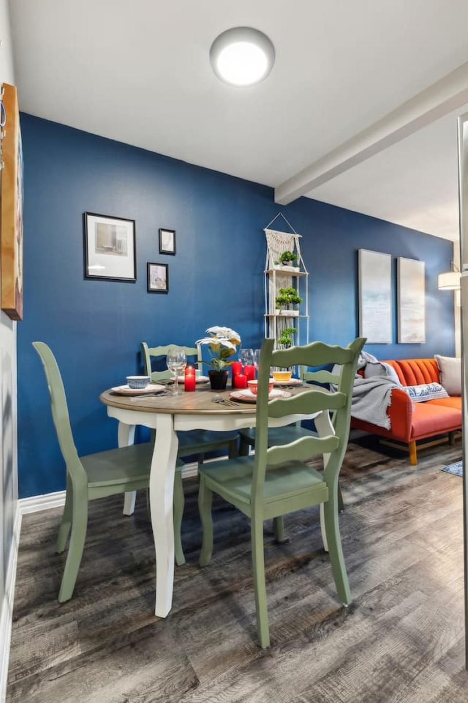 Prime 1BD Close to the Action of AT and T Apartment in Arlington