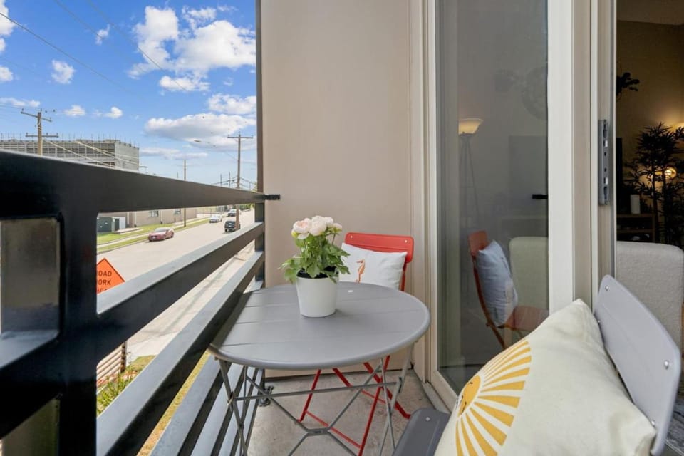 Charming 2BD Townhouse in the Heart of FortWorth House in Fort Worth