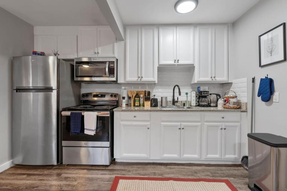 AT and T Walkable Comfy 1BD Apartment in Arlington