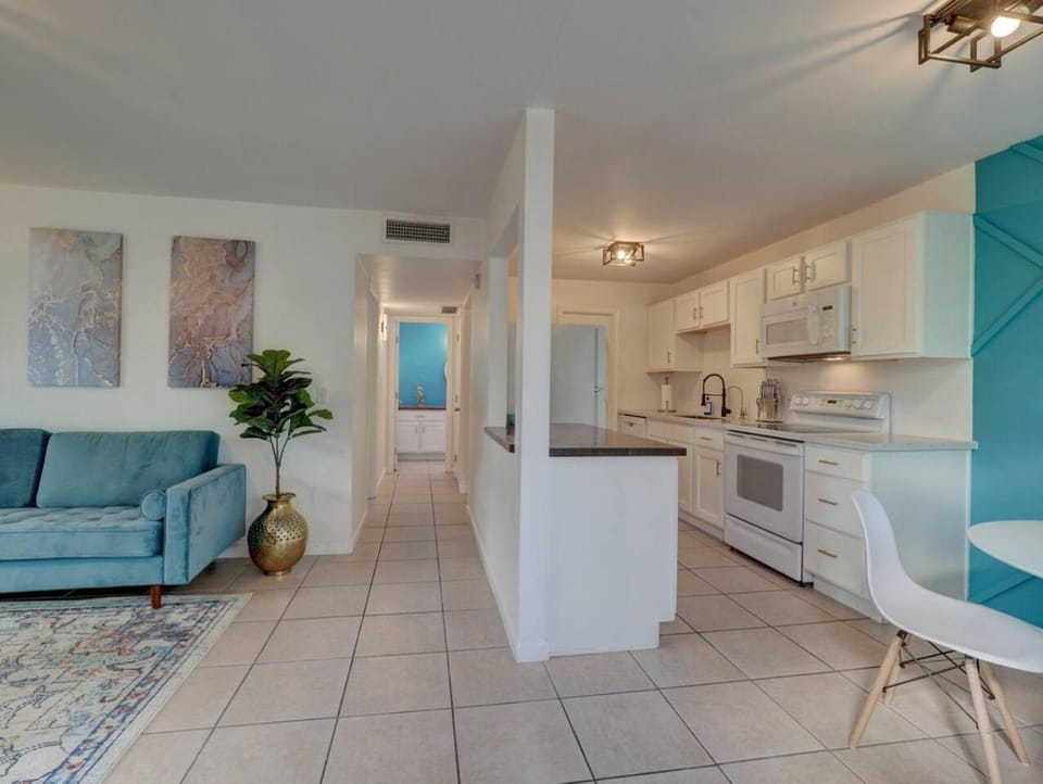 1 bedroom uptown apartment with pool Apartment in Phoenix