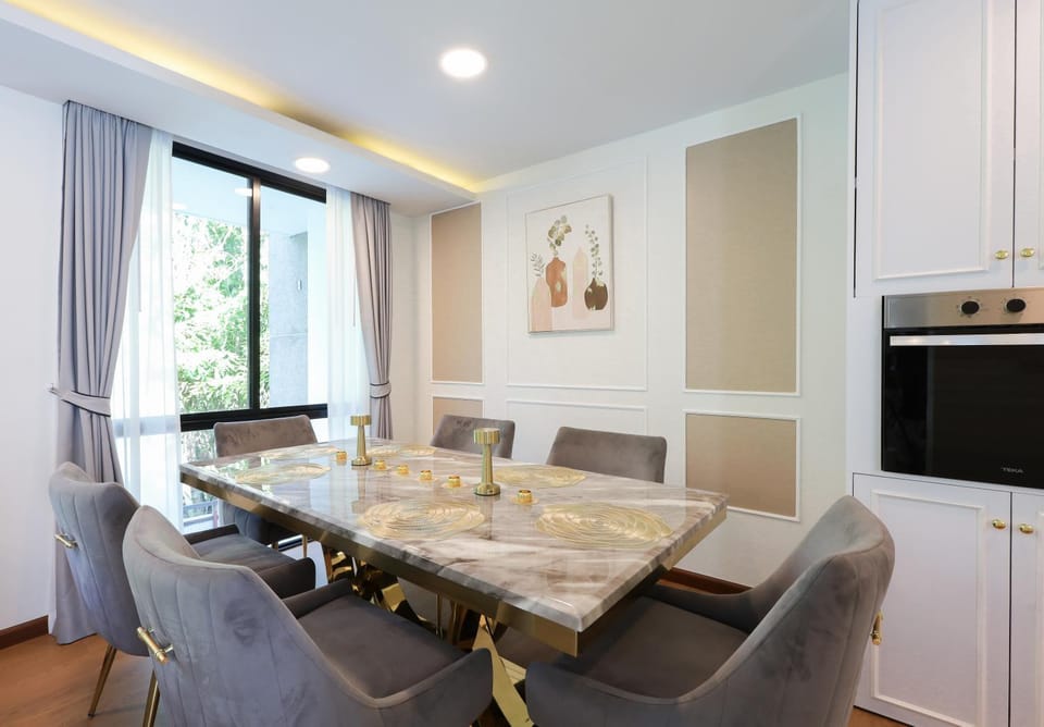 3BR Pool Villa with Jacuzzi near Patong - 8 Guests Villa in Kathu