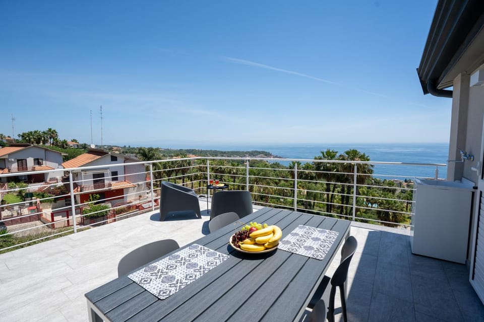 GiuMar Apartments Acitrezza Apartment in Sicily