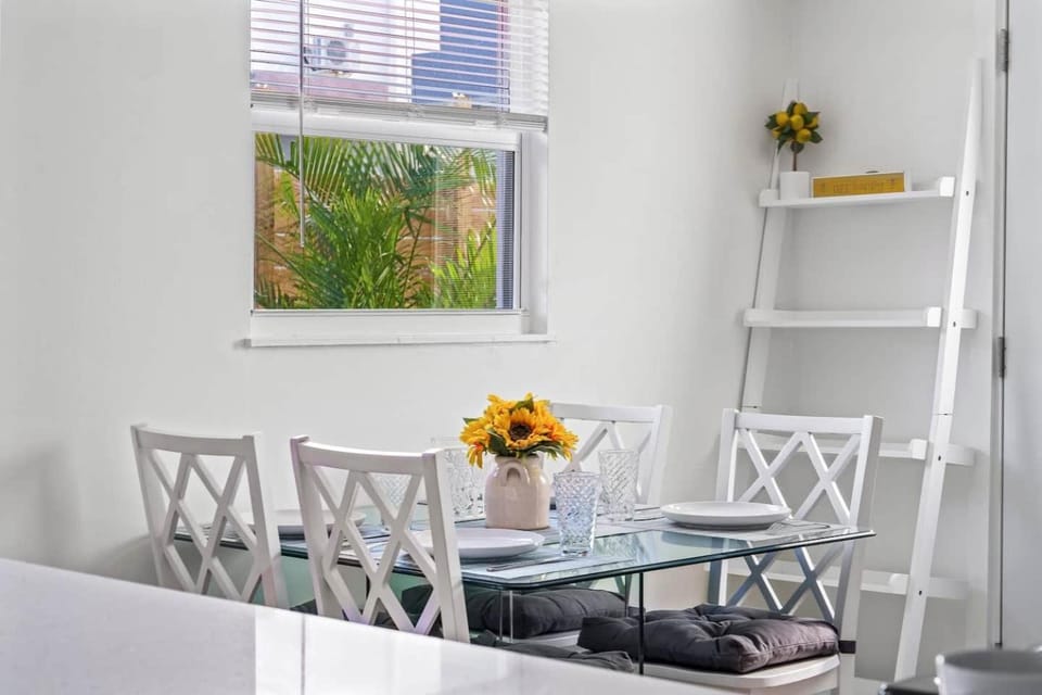 Flamingo VillaPrivate YardWalk to Atlantic Ave! Villa in Delray Beach