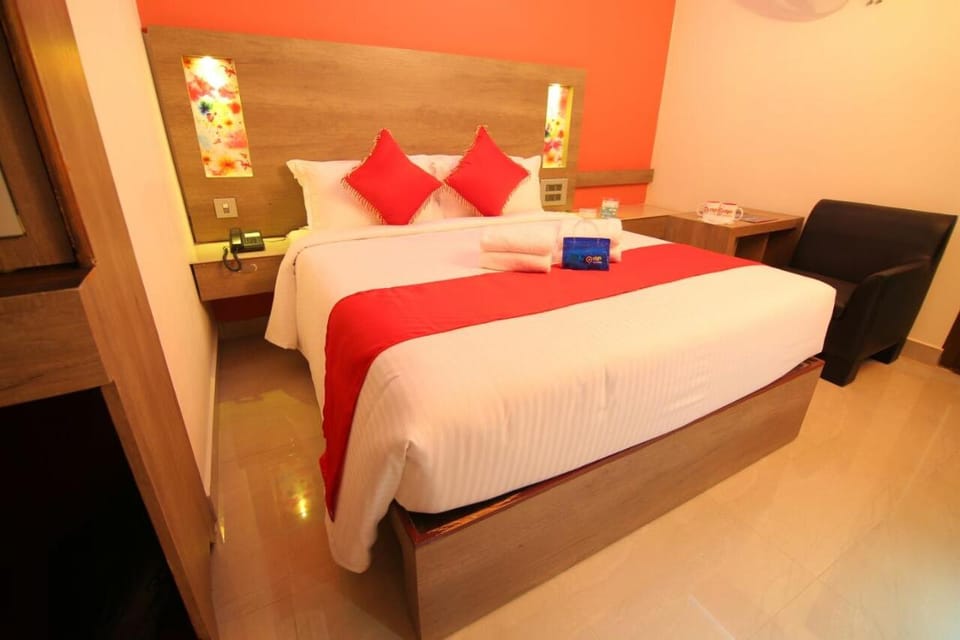 Hotel A J Park Hotel in Alappuzha
