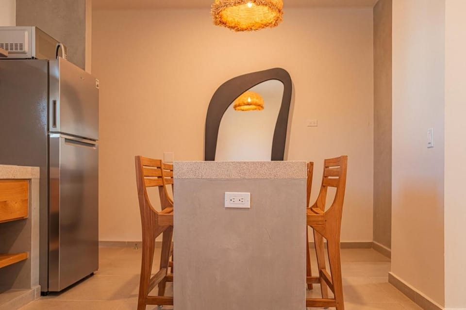Downtown La Paz - Palma Studio 102 with pool, parking and cleaning Apartment in La Paz