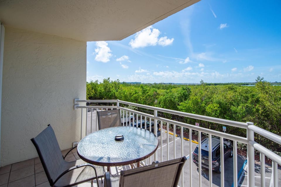 Patio, Natural landscape, Balcony/Terrace