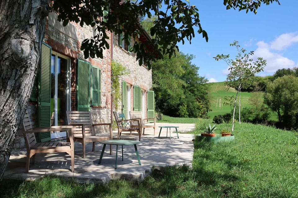 Property building, Patio, Natural landscape, Garden, Seating area, Garden view