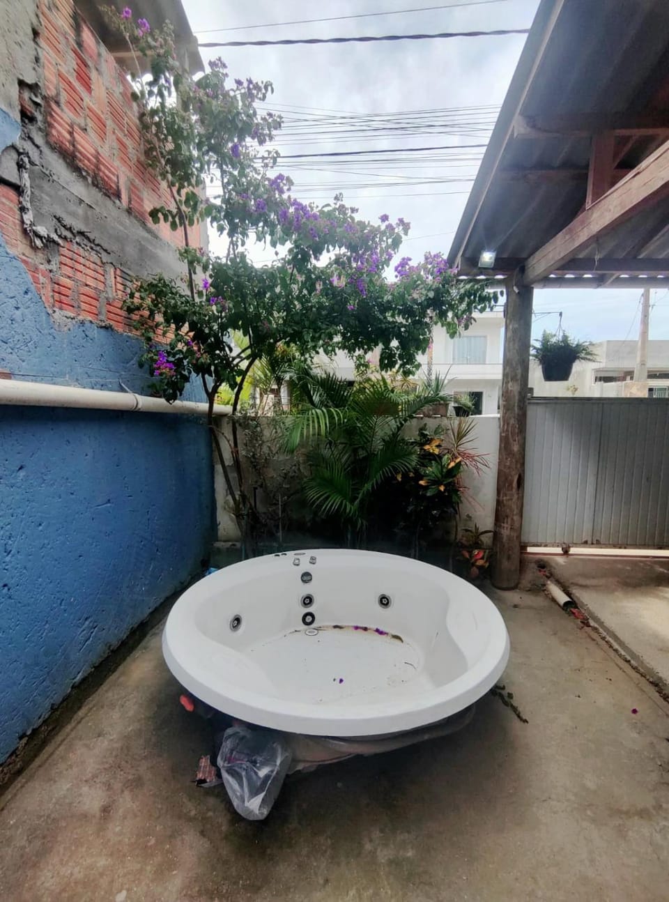 Hot Tub