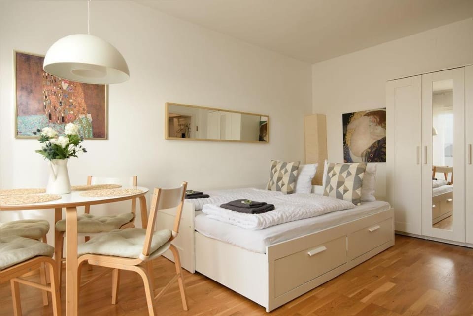 Bed, Bedroom, wardrobe