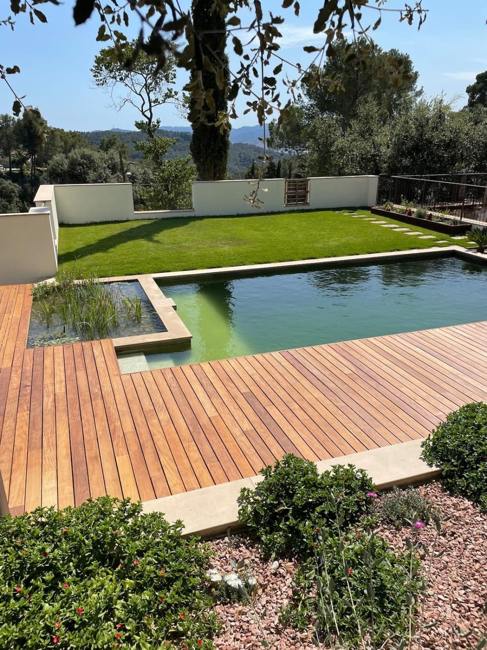 Day, Natural landscape, Garden, Garden view, Pool view, Swimming pool, Swimming pool