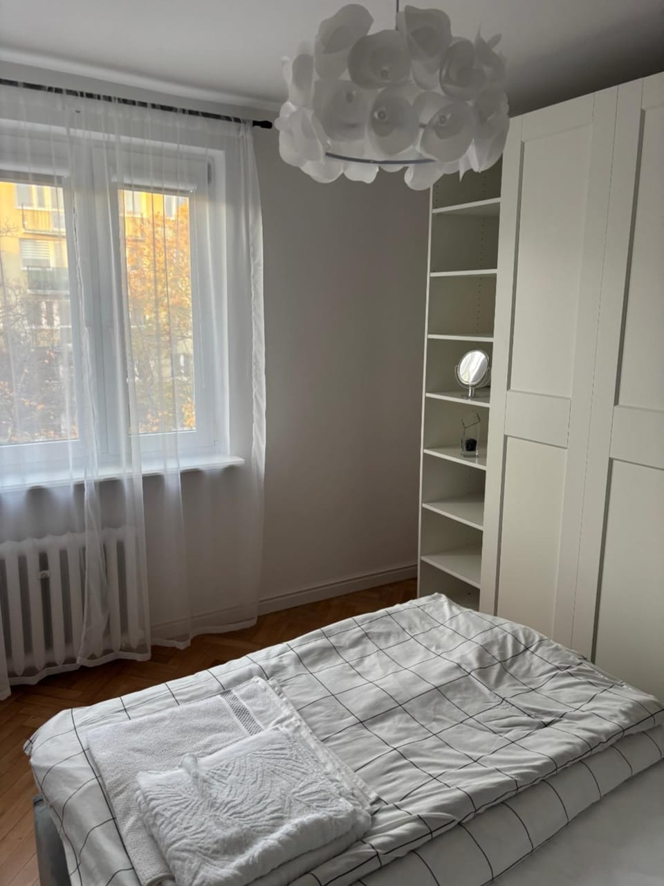 Photo of the whole room, wardrobe