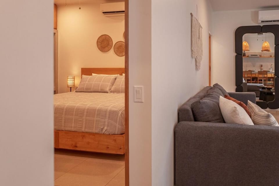 Palma Suite 302 in Downtown La Paz Downtown 2BR Suite with Parking & Pool Apartment in La Paz