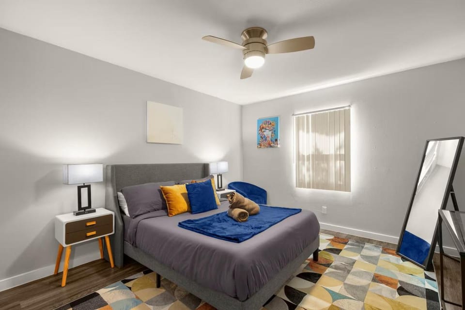 Bed, Bedroom
