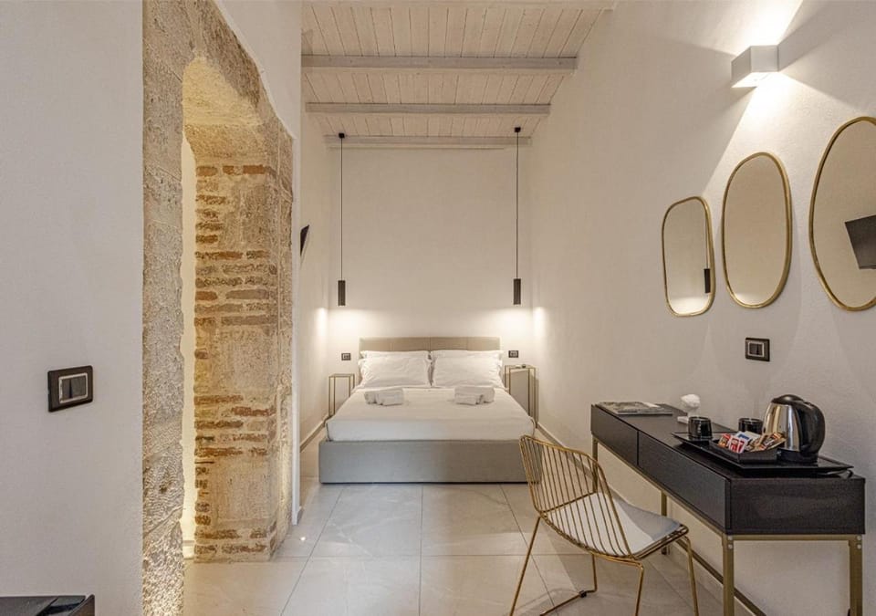 Dione Deluxe Rooms Ortigia Bed and Breakfast in Syracuse