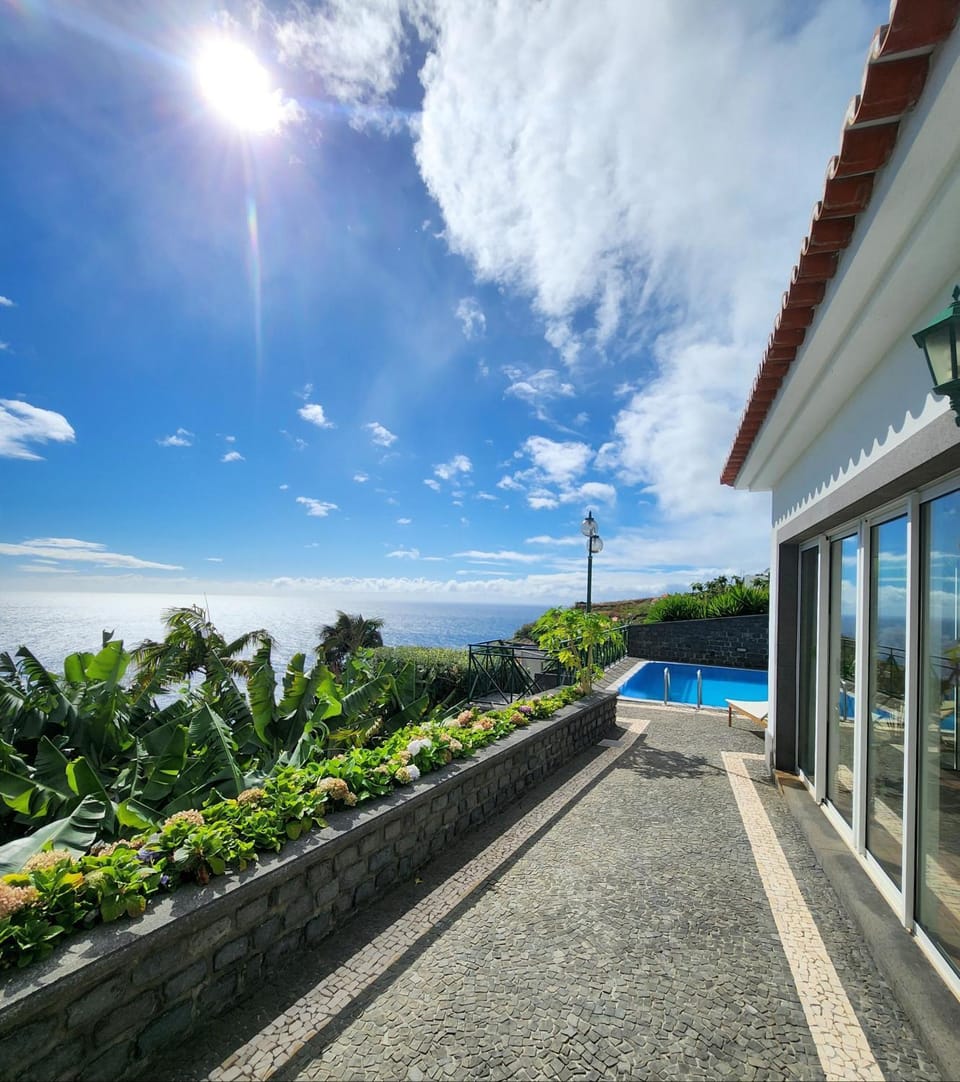 Day, Sea view, Swimming pool