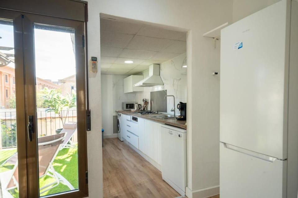 ChillOut Area 2BR 4P City Relax Fast WiFi Pet Friendly Apartment in Valencia
