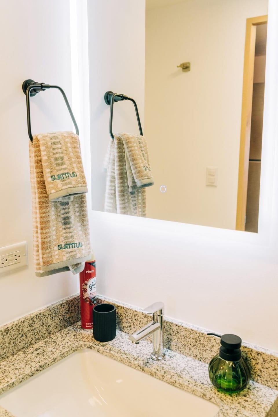 NEW Cozy&Modern Apt 30min from SurfCity Apartment in Santa Tecla
