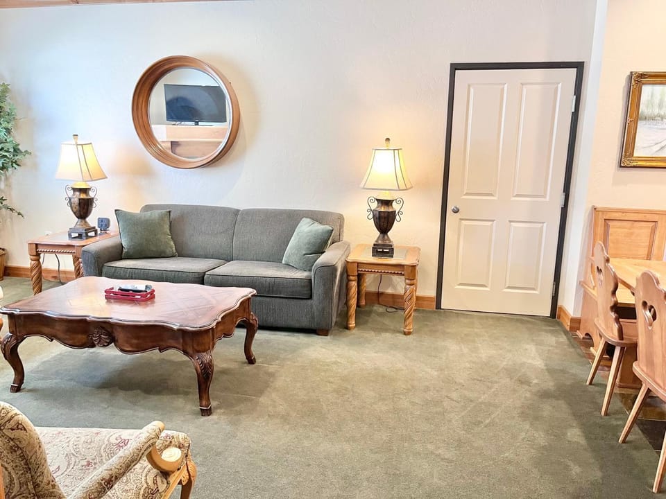 Cozy Family Zermatt King Villa with Kitchen Near Park City & Deer Valley Ski Resorts - 1085 Apartment in Midway