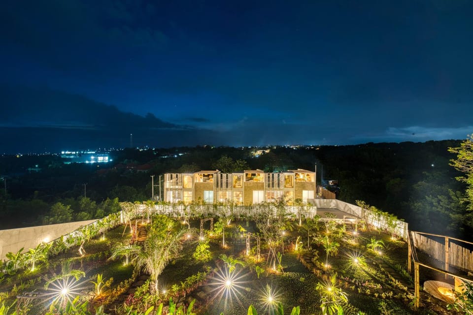 Snow White Villas 3BR Haven Near Pandawa Beach Villa in Bali