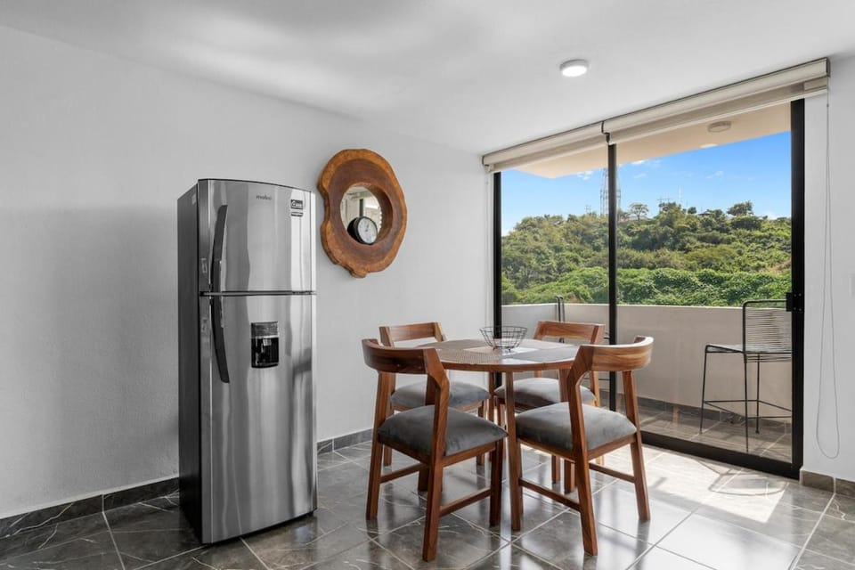 Modern apartment with pool in Ixtapa, 2 bedrooms Apartment in State of Nayarit