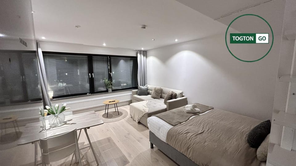 Living room, Bedroom