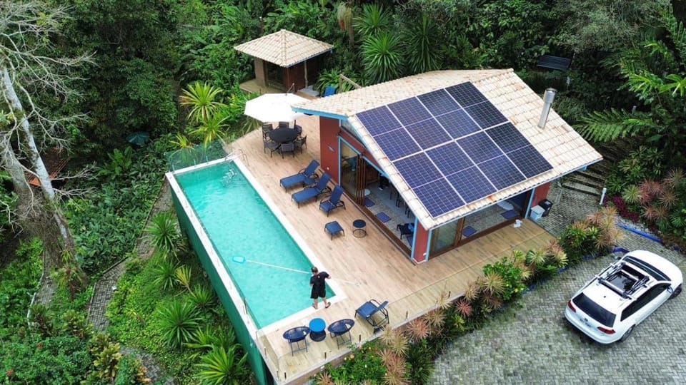 Bird's eye view, Swimming pool