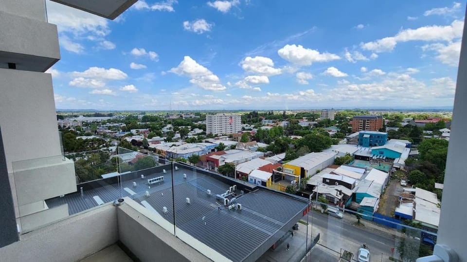 Espectacular departamento 2D2B, súper ubicación, con estacionamiento Apartment in Los Ángeles