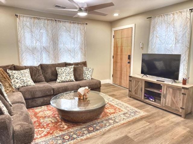 TV and multimedia, Seating area, Evening entertainment