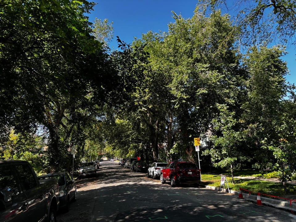 Property building, Garden, Street view, Quiet street view, Parking