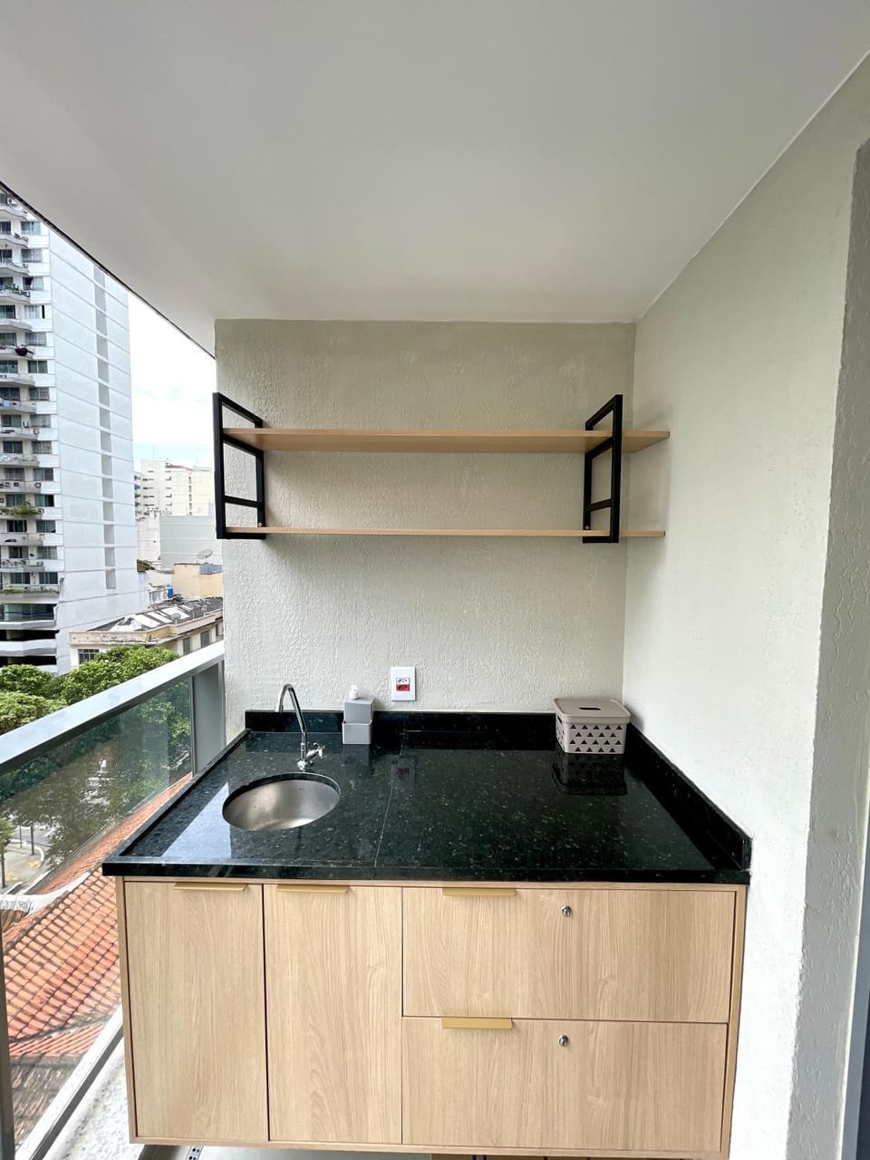 Apartamento Inteiro Novo Praia, 2 Varandas, Piscina e Vista Parcial MAC Apartment in Niterói