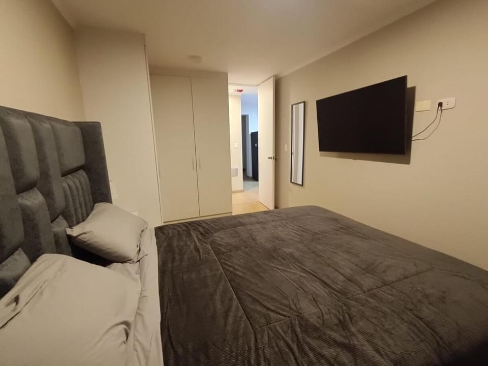 Apartment overlooking the water park Apartment in Lima