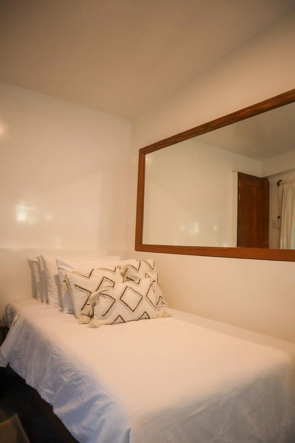 Lusty Glaze Villa Siargao House in General Luna