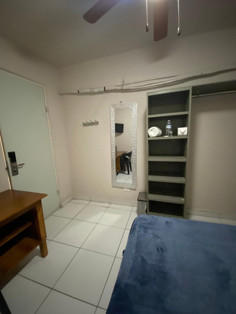 Habitacion C10 privada centro monterrey Vacation rental in Monterrey