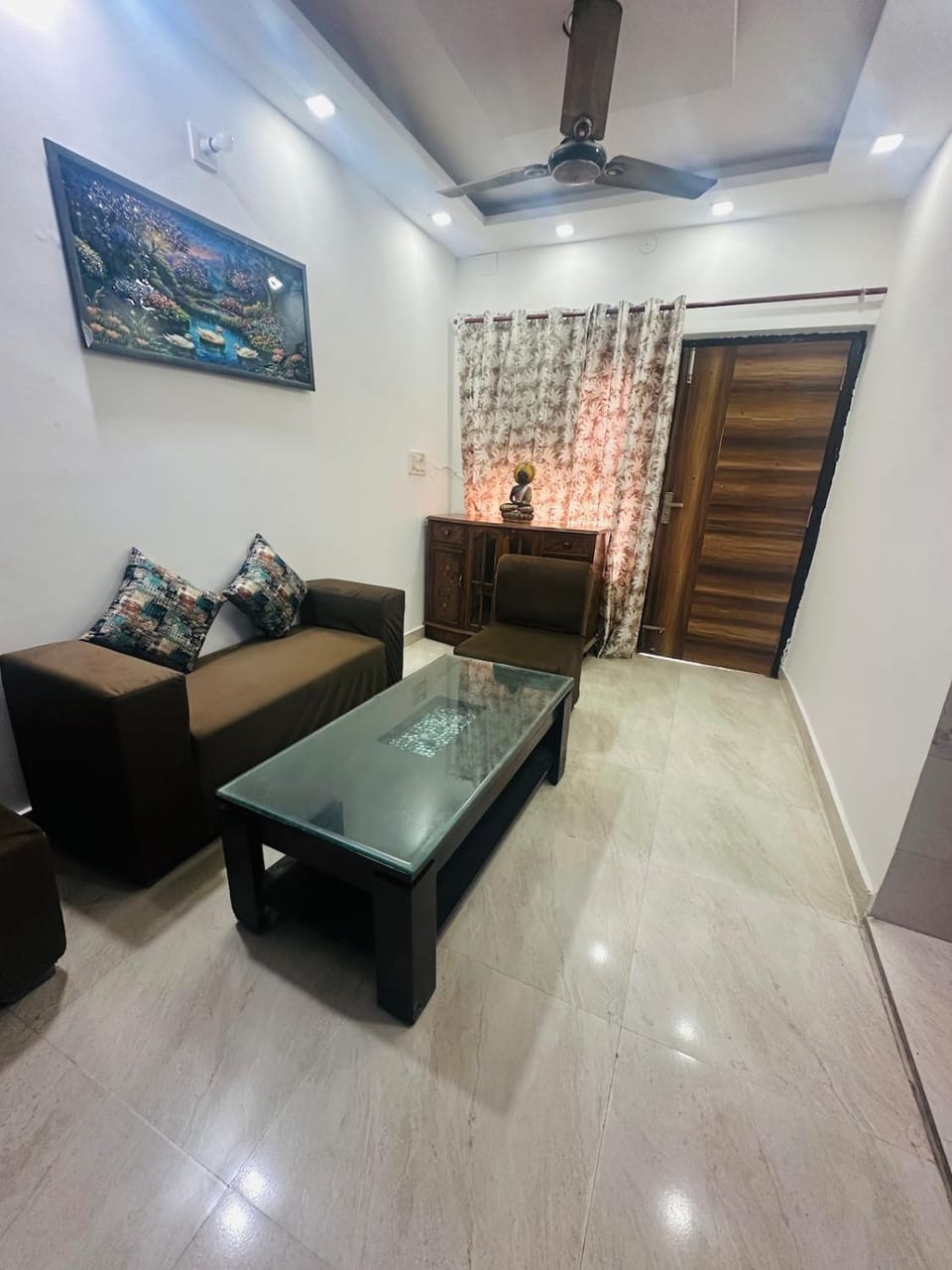 Cozy 1BHK with Park View Peaceful and Private Stay Apartment in New Delhi