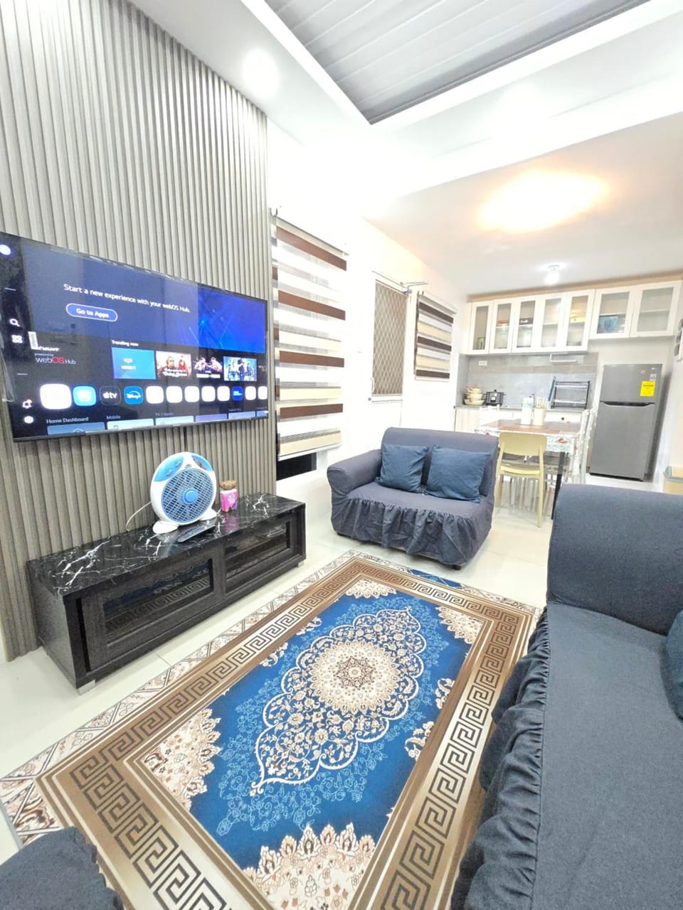 Living room, Dinner