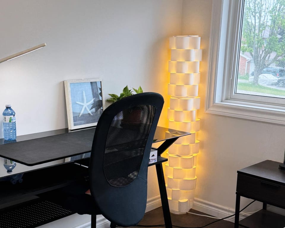 Modern Newly-Renovated Suite Free Parking Bed and Breakfast in Markham