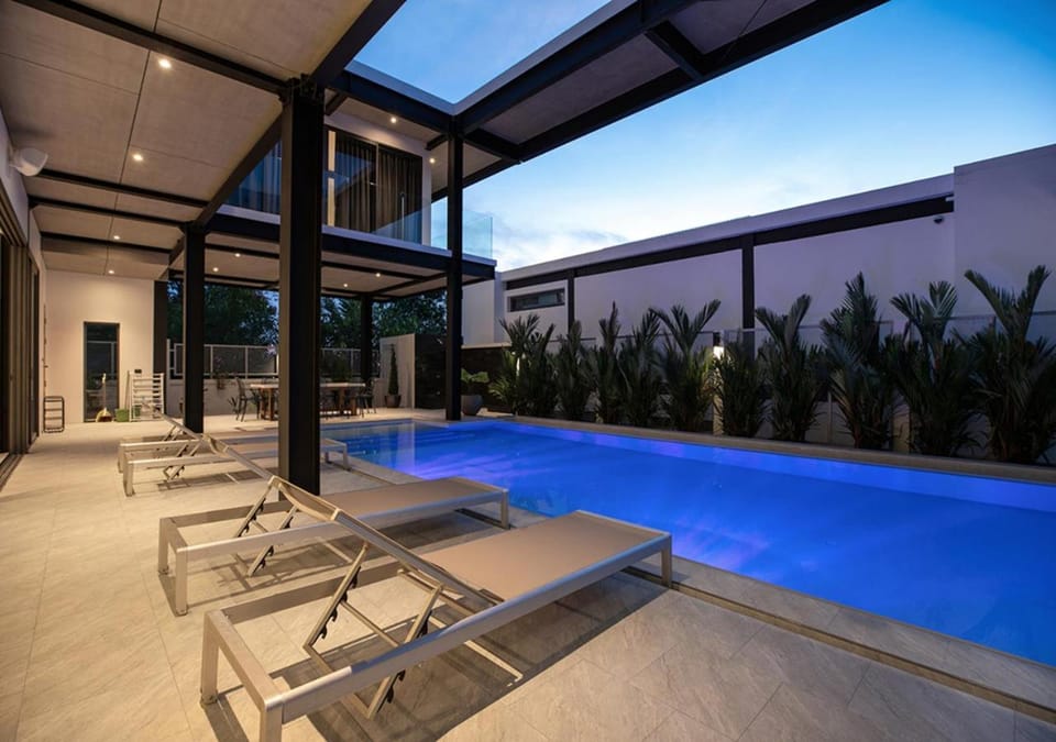 Patio, Pool view, Swimming pool, sunbed