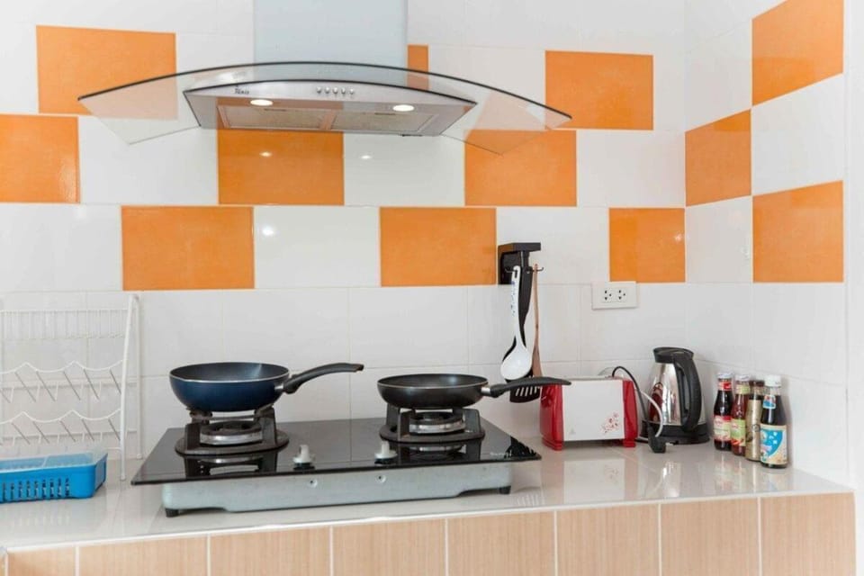 Coffee/tea facilities, Kitchen or kitchenette