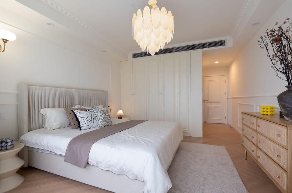 Bed, Photo of the whole room, Bedroom, wardrobe