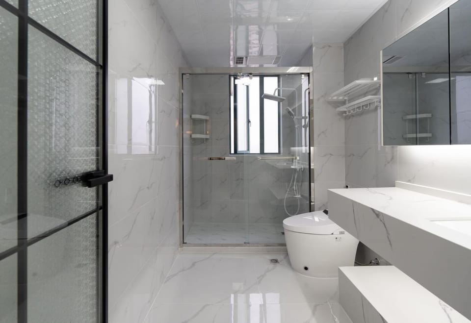 Shower, Toilet, Bathroom