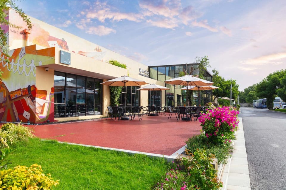 Property building, Day, Garden view