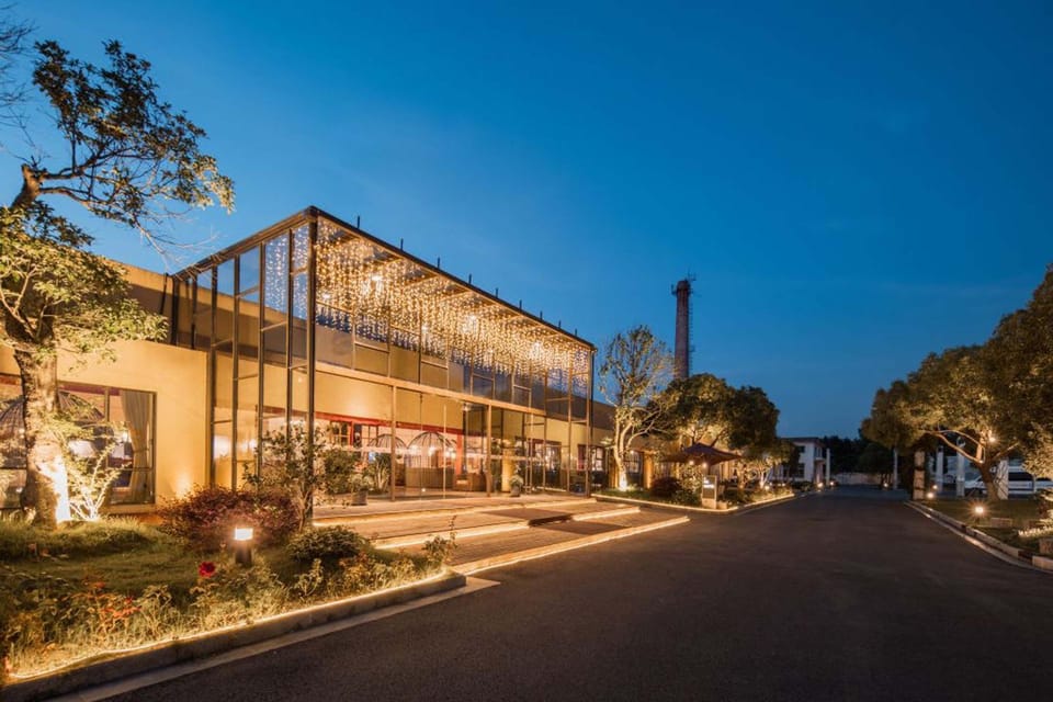 Property building, Night