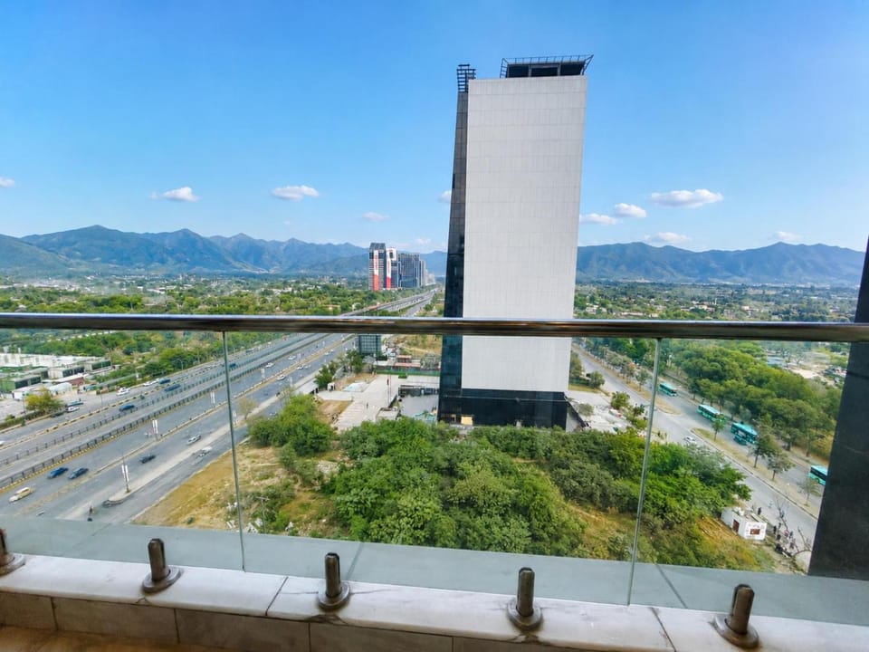 Nearby landmark, Day, Neighbourhood, Natural landscape, Bird's eye view, View (from property/room), Balcony/Terrace, City view, Mountain view