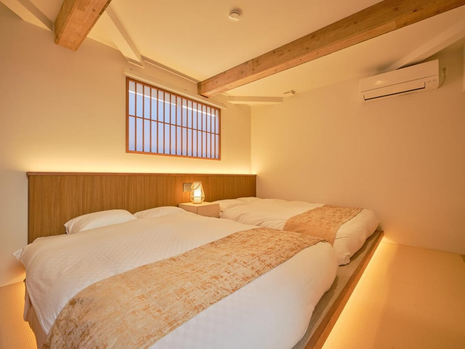 Bed, Bedroom, air conditioner