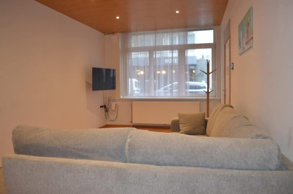 Cozy Apartment for 4 Steps from the Beach Apartment in Ostend