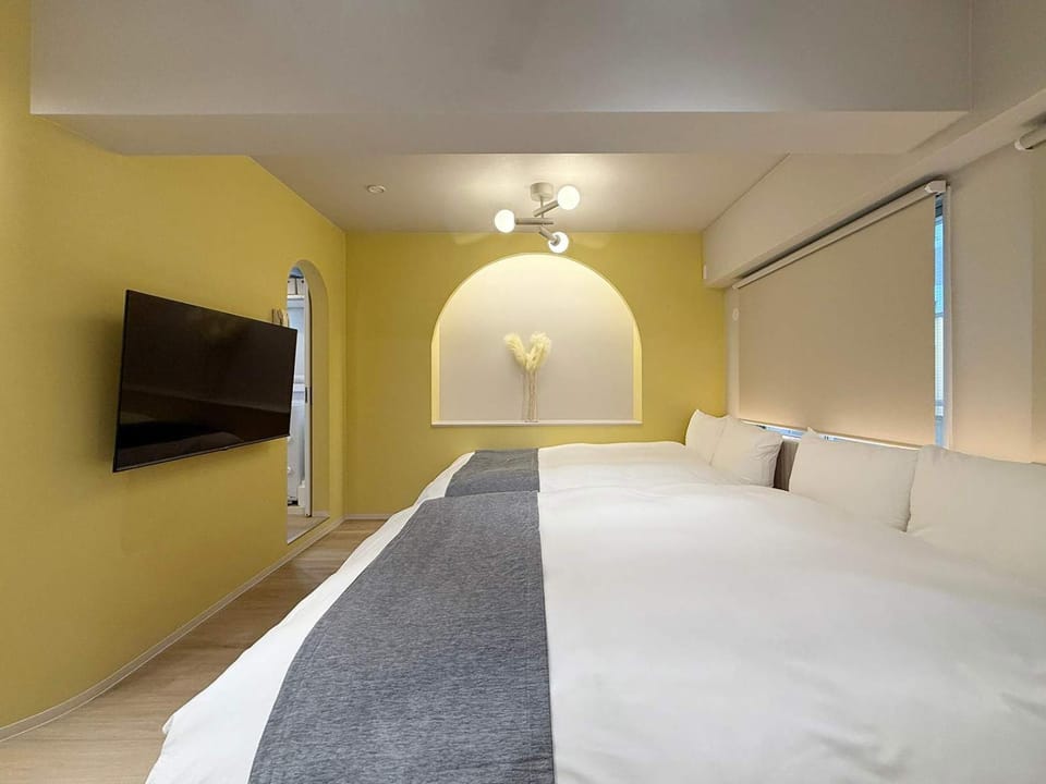 Bed, TV and multimedia