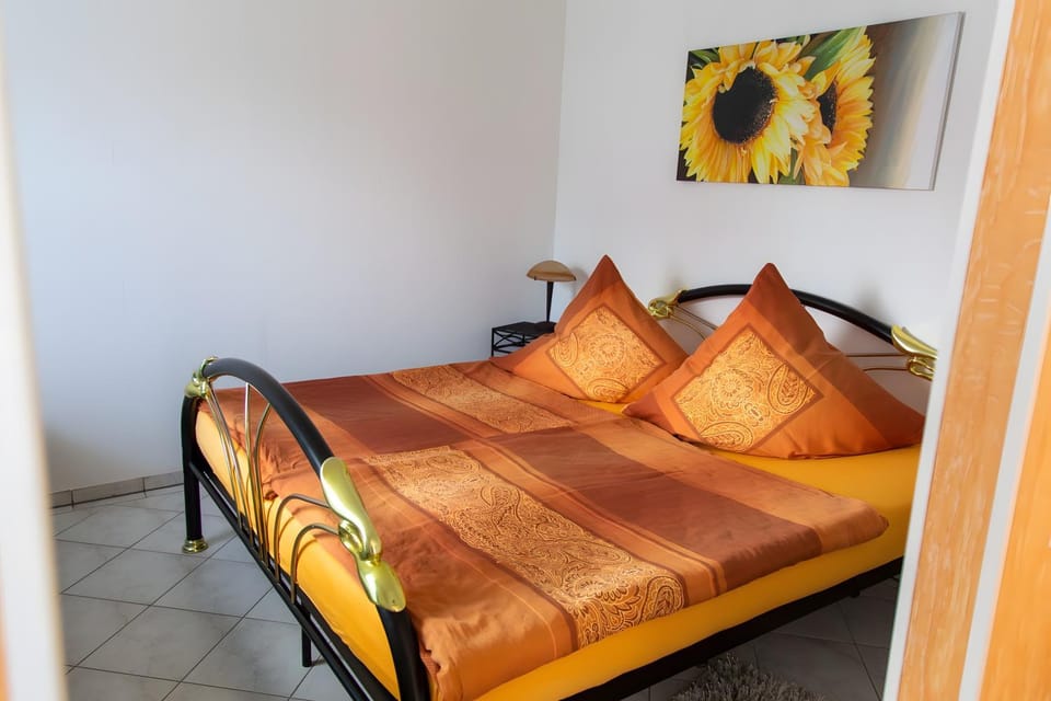 Living room, Bedroom