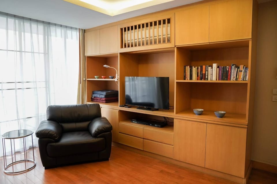 Communal lounge/ TV room, TV and multimedia, Living room