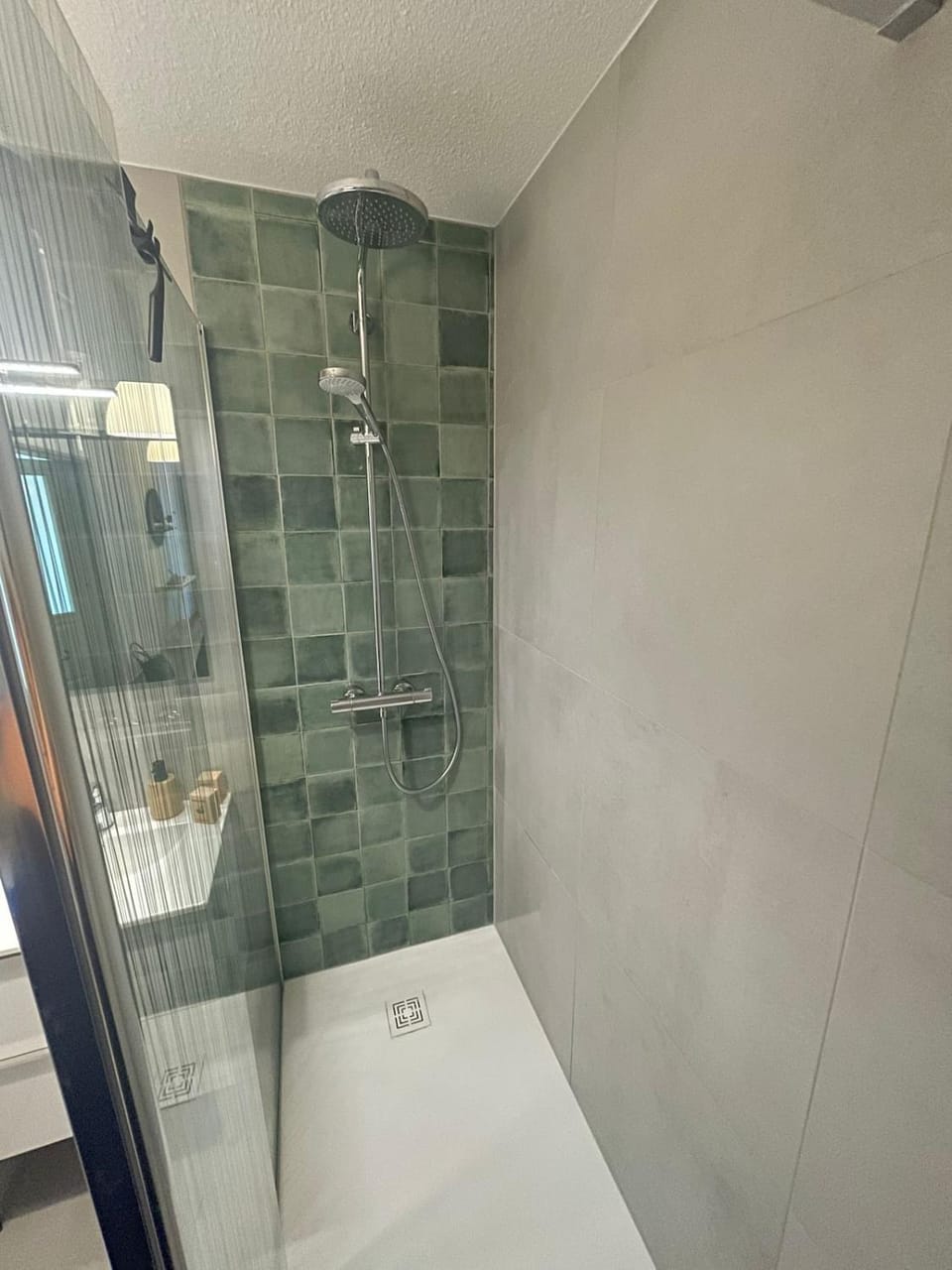 Bord du Canal 134 Logement Terrasse Mulhouse Apartment in Mulhouse