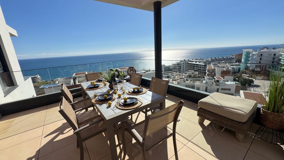 Balcony/Terrace, Dining area